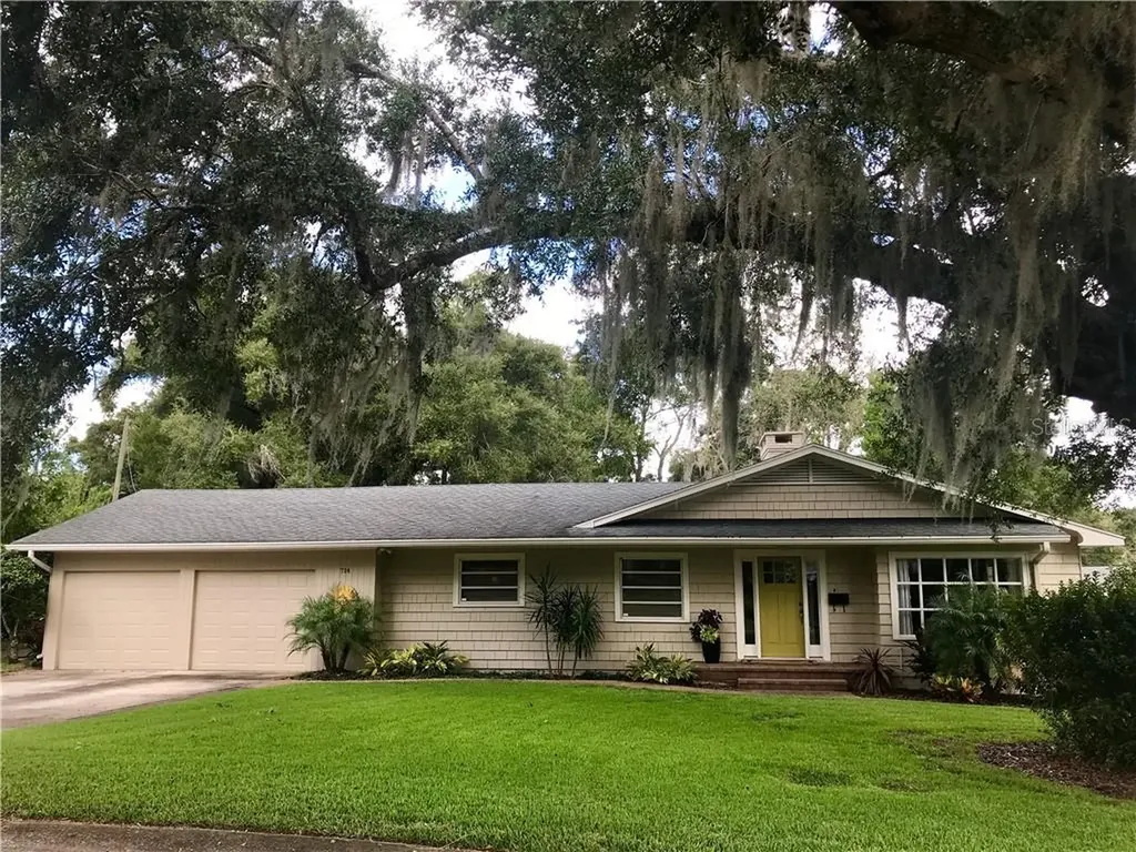714 Pine Tree Court Deland FL 32724