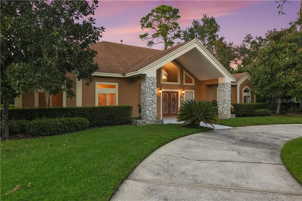 4977 Shoreline Circle Sanford FL 32771