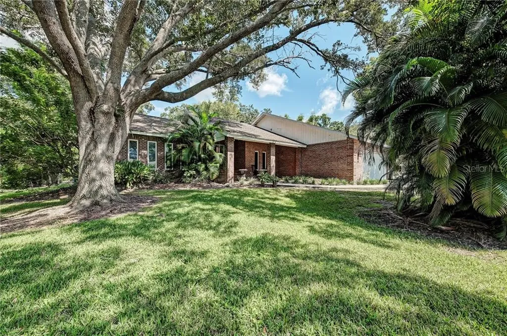 4302 Pine Meadow Lane Sarasota FL 34233