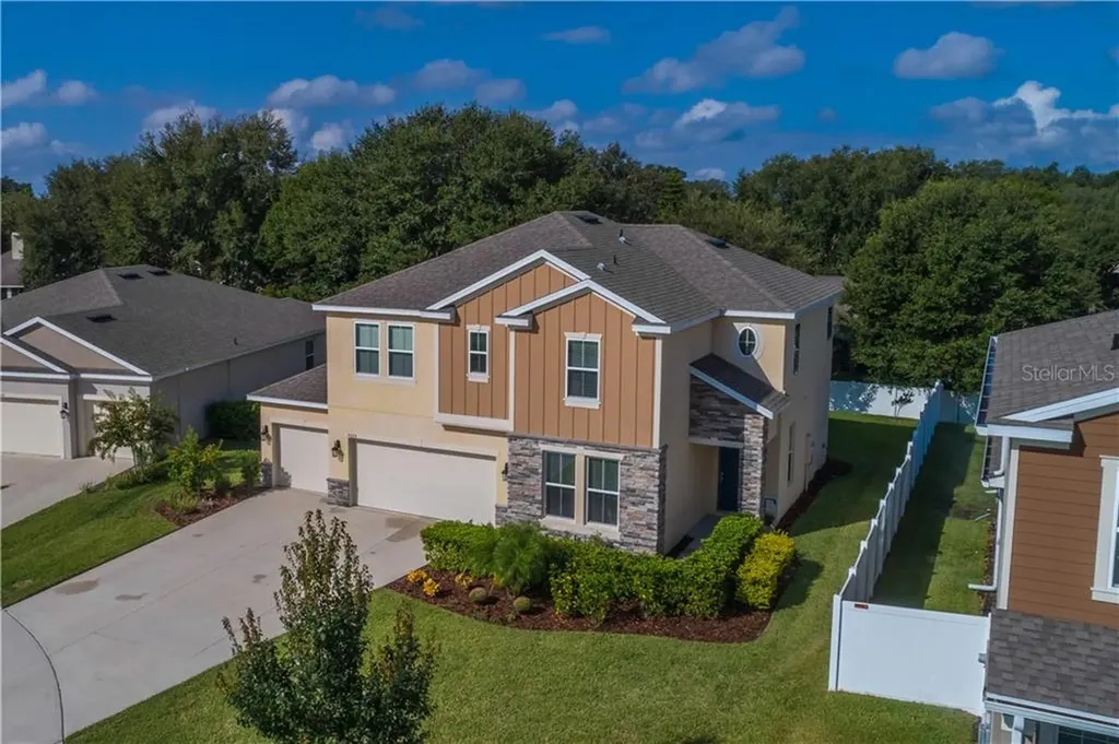 4024 Blazewater Court Eustis FL 32736