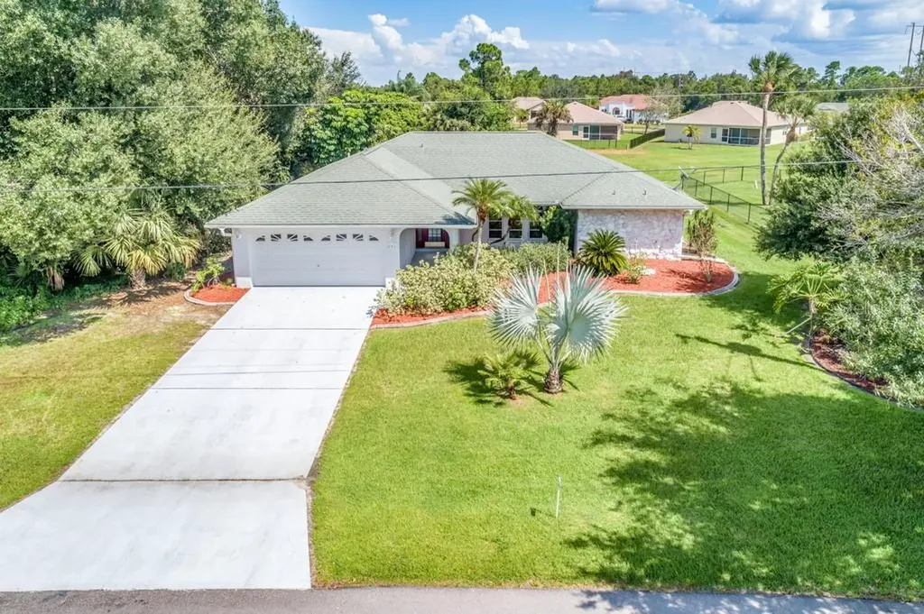 456 San Felix Street Punta Gorda FL 33983