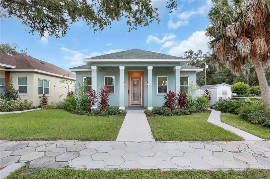 1718 28th Avenue N St Petersburg FL 33713