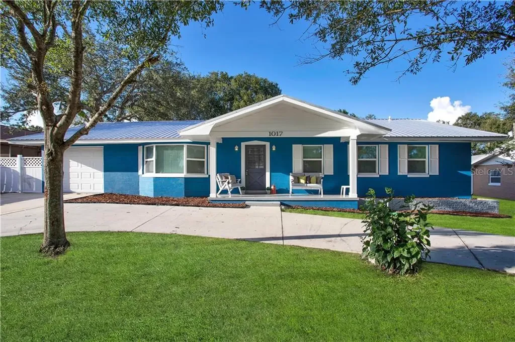 1017 S Tower Lane Lake Wales FL 33853