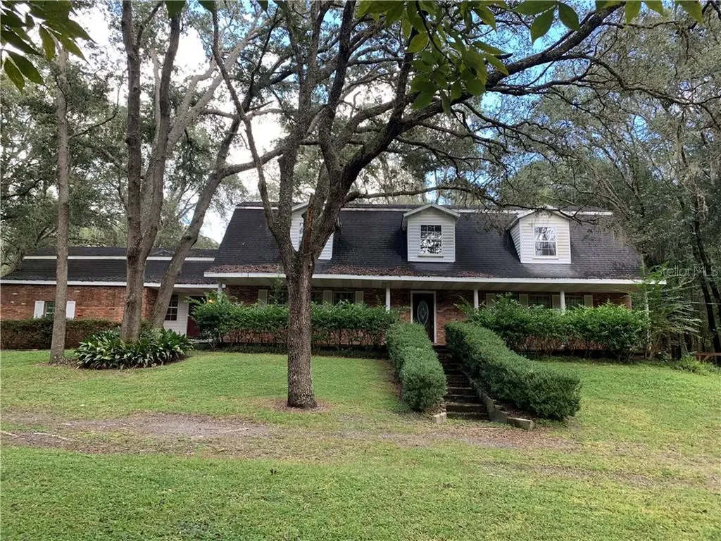 1623 Twin Oaks Drive Deland FL 32720