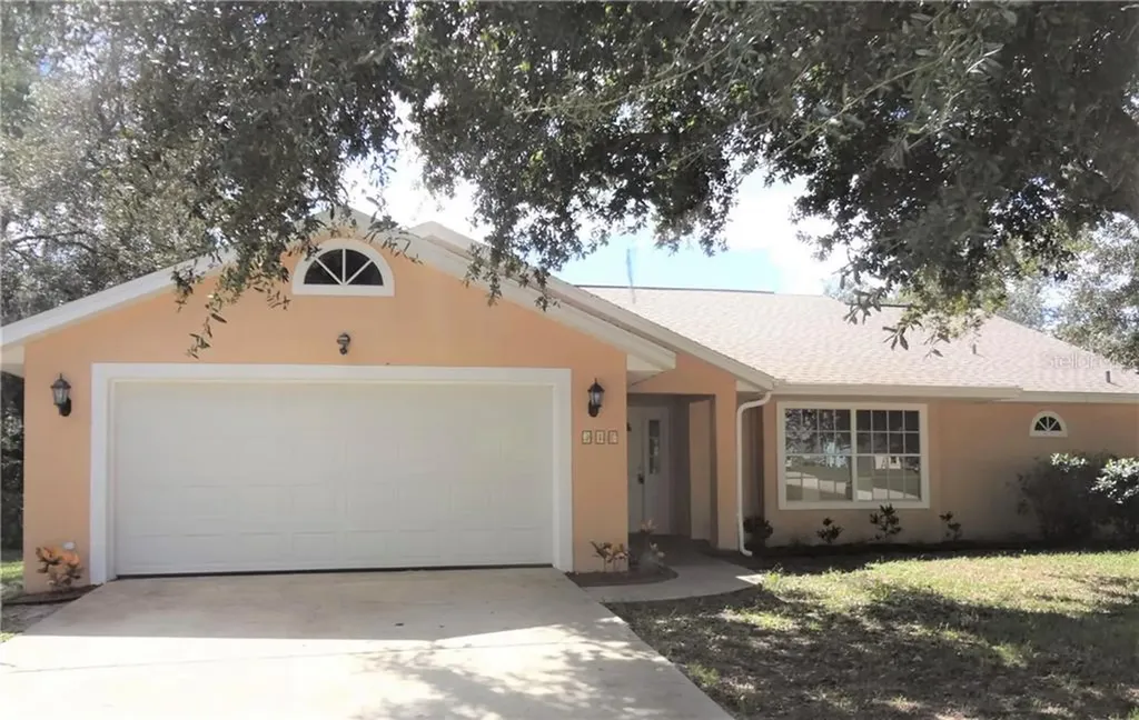 916 Prescott Boulevard Deltona FL 32738
