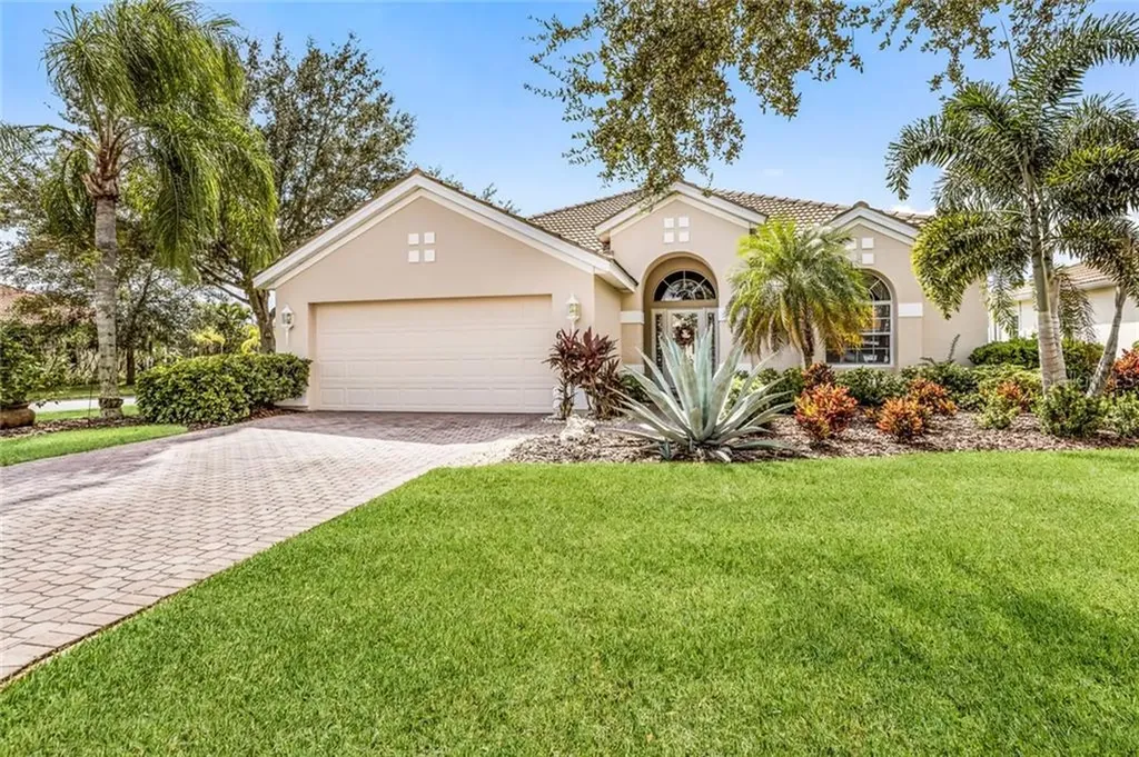 6826 74th Street Circle E Bradenton FL 34203