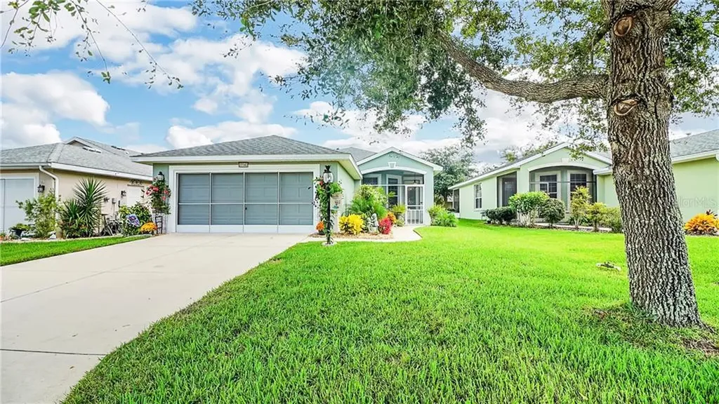 27142 Nostalgia Drive Leesburg FL 34748