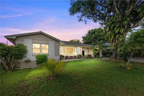 1524 Bonair Street Clearwater FL 33755