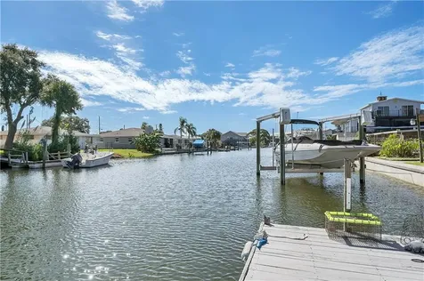 13922 Helen Avenue Hudson FL 34667