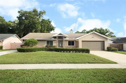 4911 Eden View Court Orlando FL 32810