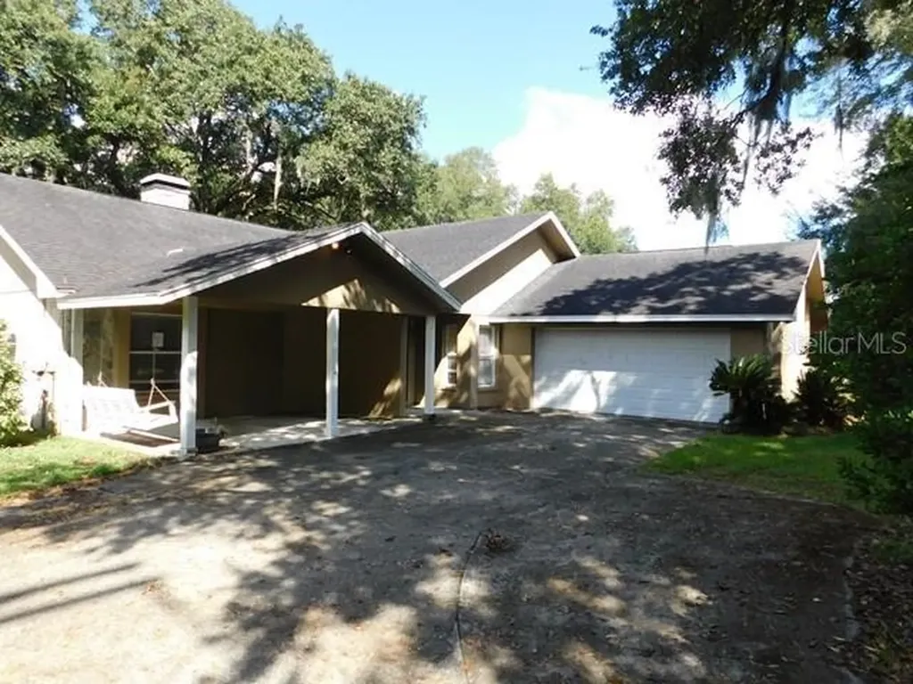 3421 N Forbes Road Plant City FL 33565