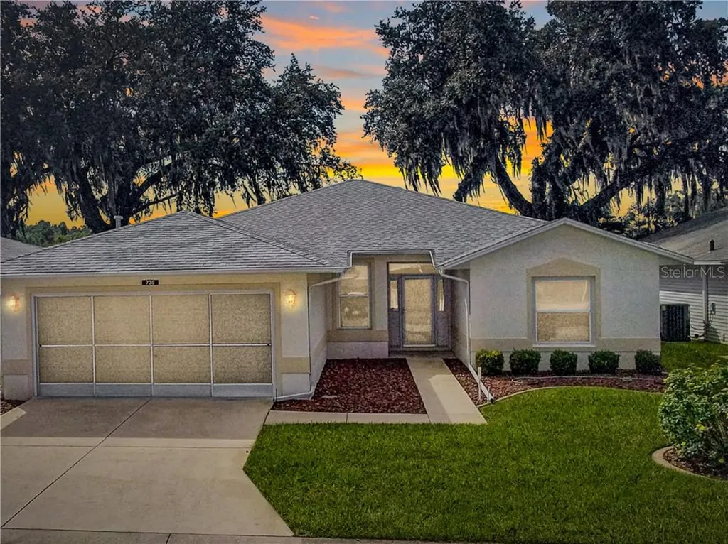 736 Old Oaks Lane Leesburg FL 34748