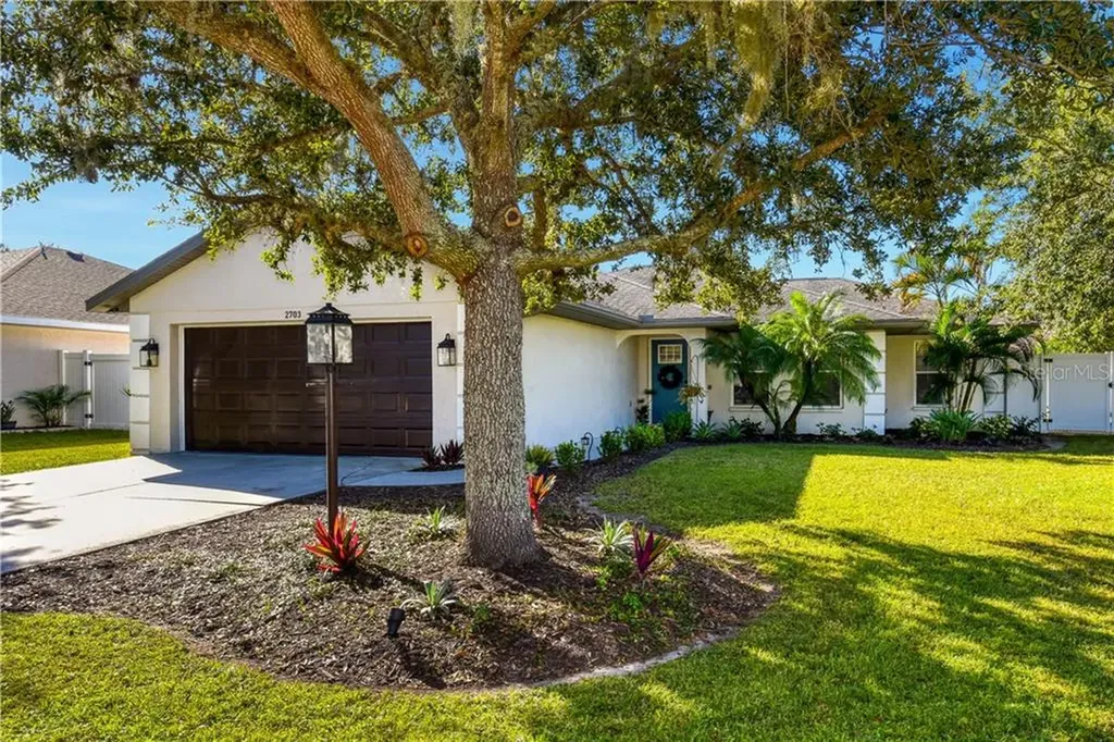 2703 95th Street E Palmetto FL 34221