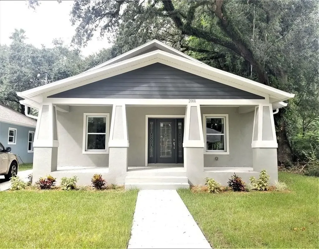 2008 E Powhatan Avenue Tampa FL 33610