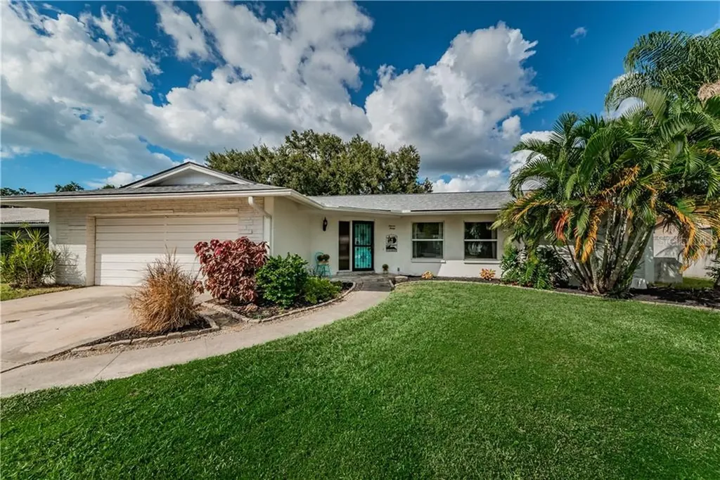 1130 Mcfarland Street Dunedin FL 34698