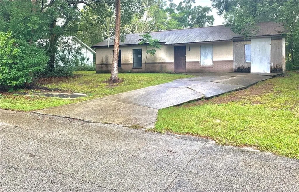 304 Winslow Avenue Deland FL 32724