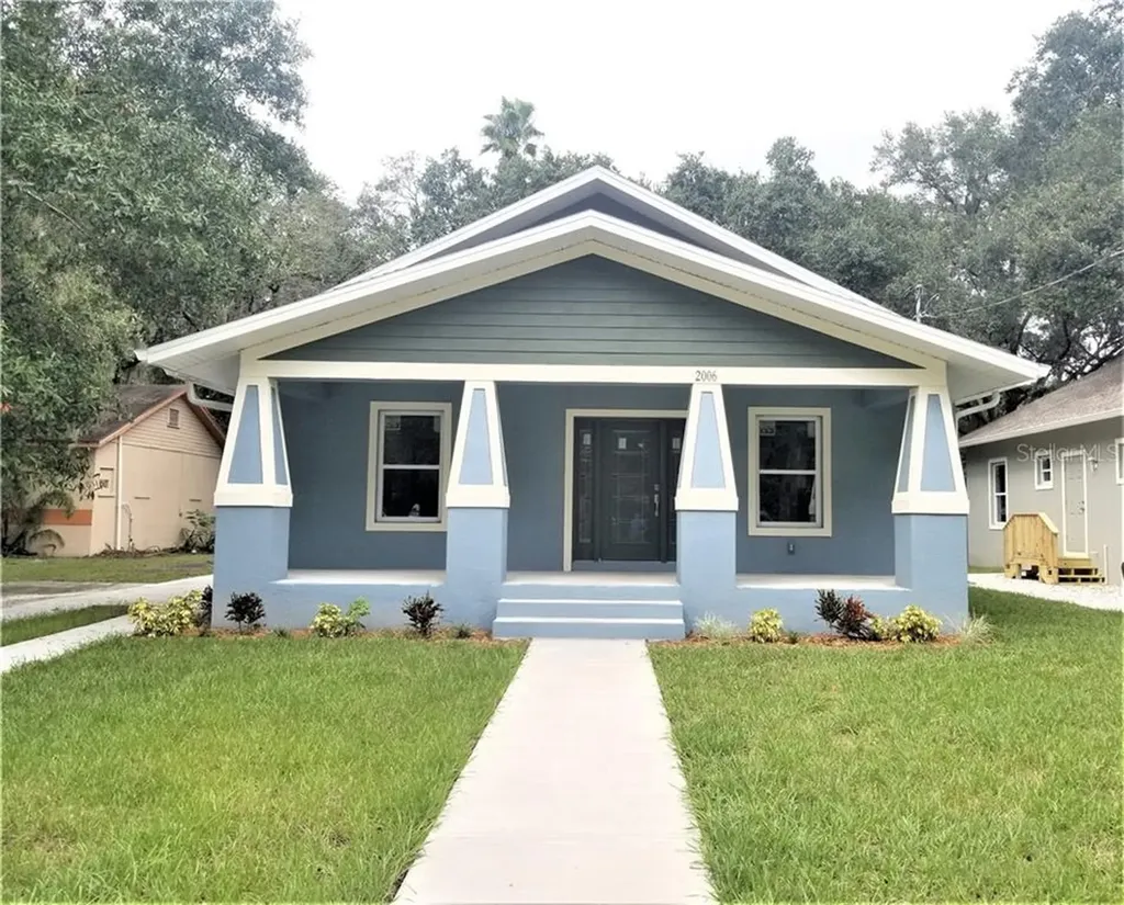 2006 E Powhatan Avenue Tampa FL 33610