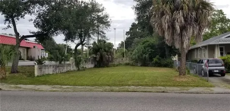 881 18th Avenue S St Petersburg FL 33705