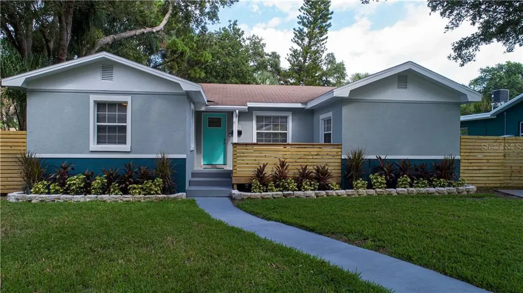 8119 Country Club Road N St Petersburg FL 33710