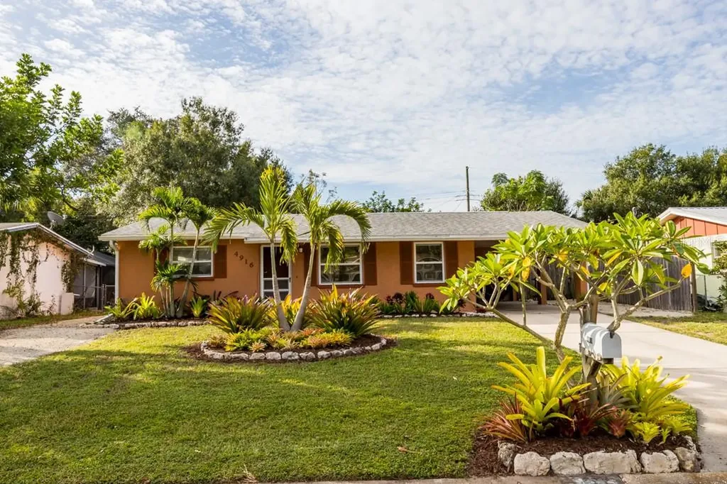 4916 Bell Meade Drive Sarasota FL 34232