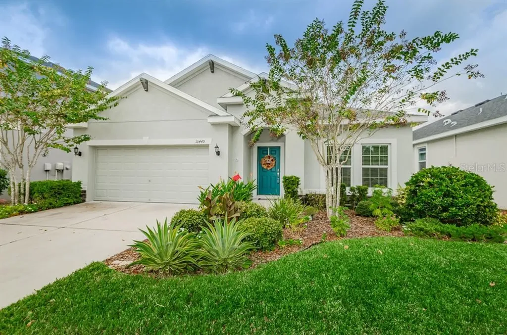 10449 Flagstaff Falls Avenue Riverview FL 33578