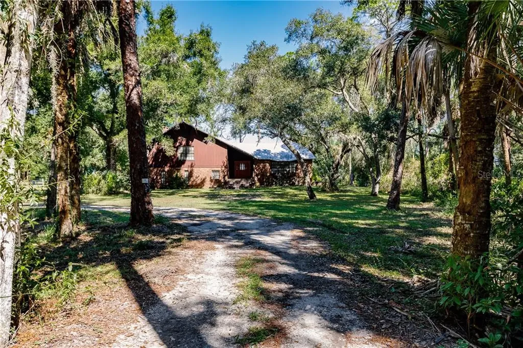 14691 Duke Highway Alva FL 33920