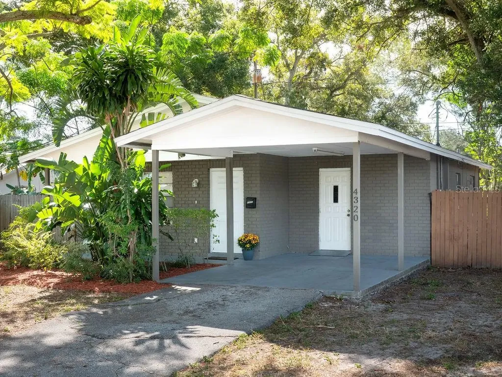 4320 13th Avenue S St Petersburg FL 33711