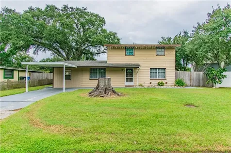 10510 Alambra Avenue Tampa FL 33619