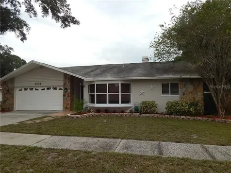 9454 Laura Anne Drive Seminole FL 33776