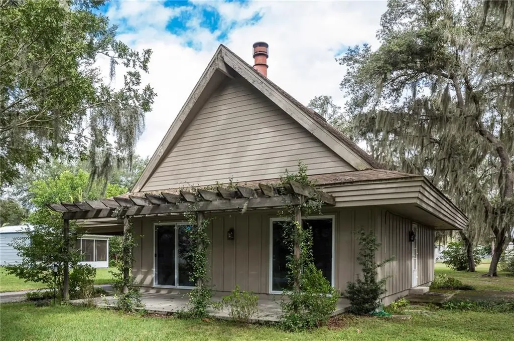 9011 Damascus Avenue Polk City FL 33868