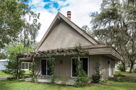 9011 Damascus Avenue Polk City FL 33868