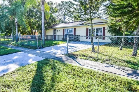 8231 Lombra Avenue North Port FL 34287