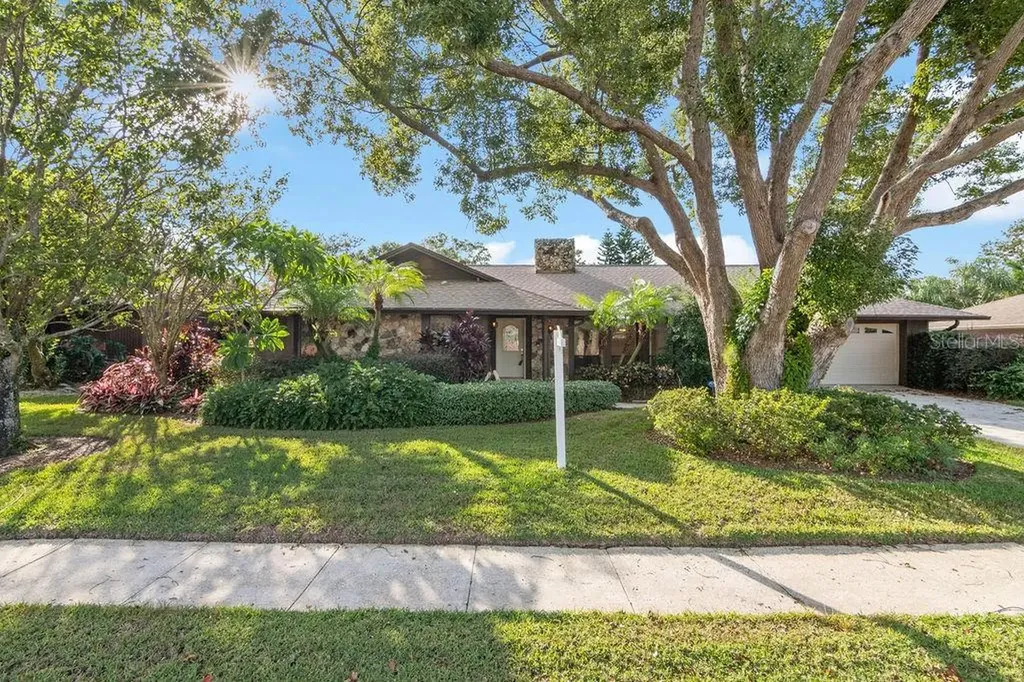 6630 Conway Lakes Drive Belle Isle FL 32812
