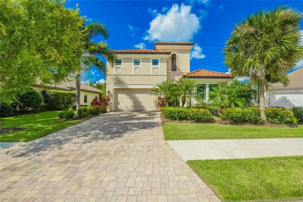 15615 Leven Links Place Lakewood Ranch FL 34202