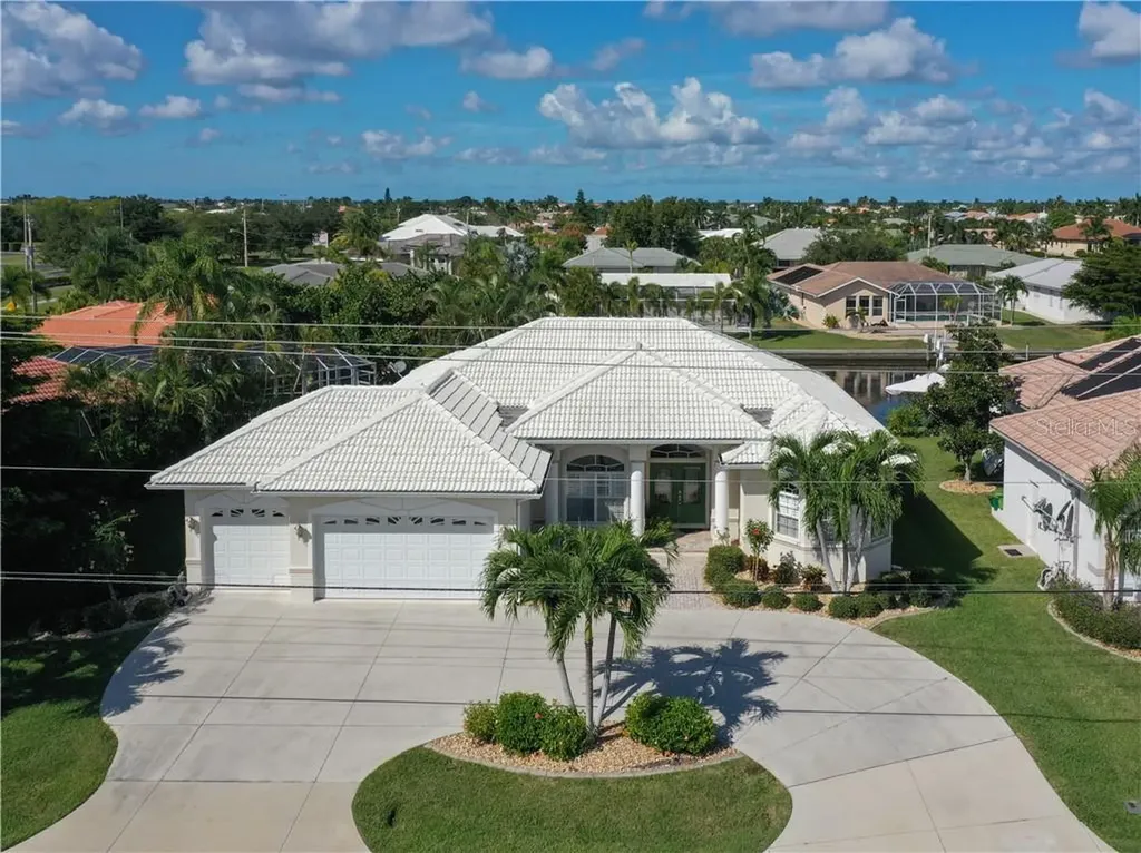 1087 Bal Harbor Boulevard Punta Gorda FL 33950