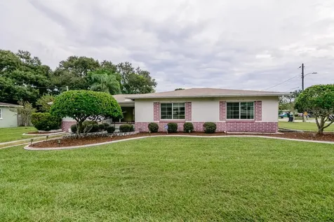 1109 S Betty Lane Clearwater FL 33756