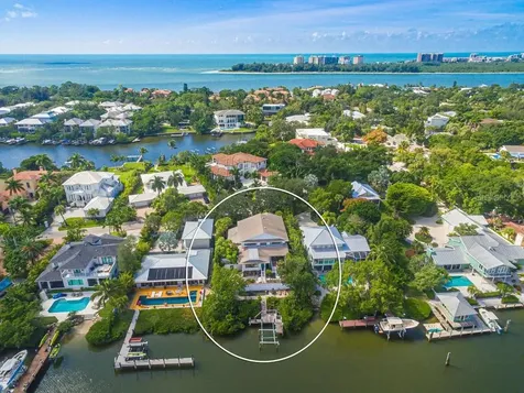 3977 Roberts Point Road Sarasota FL 34242