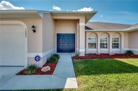 1204 SW 1st Street Cape Coral FL 33991