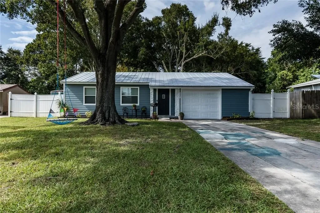 5931 13th Avenue N St Petersburg FL 33710