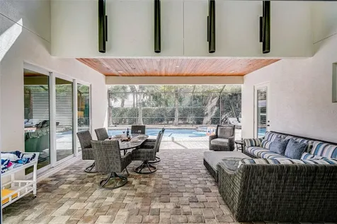 125 S Boulevard Of Presidents Sarasota FL 34236