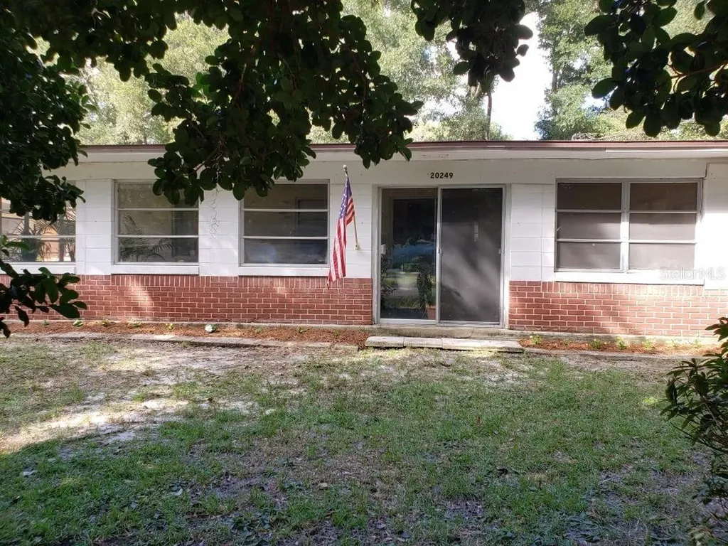 20249 Blue Wing Road Altoona FL 32702
