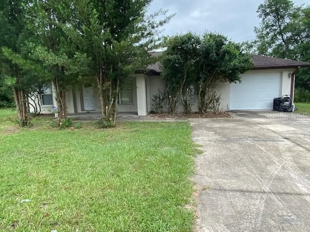 13737 SE 41st Court Summerfield FL 34491