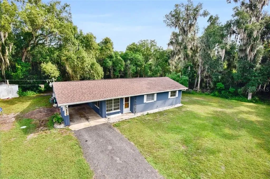 1401 Lakeview Street Deland FL 32724