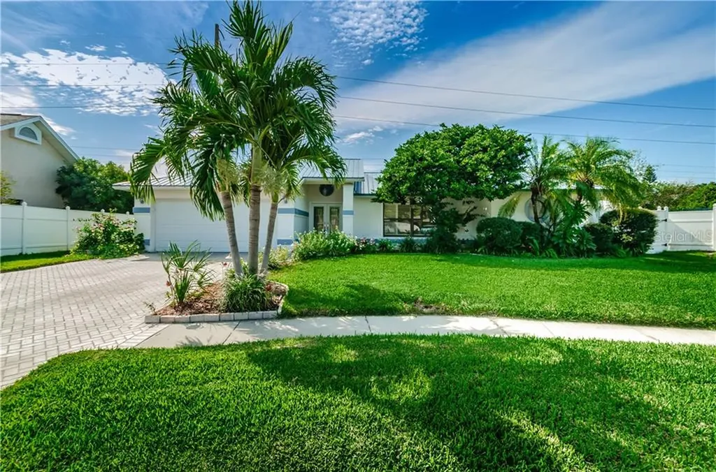1734 Pebble Hill Court Palm Harbor FL 34683