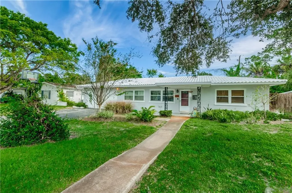 1753 Devonshire Drive N St Petersburg FL 33710