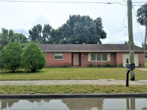 2218 W Skagway Avenue Tampa FL 33604