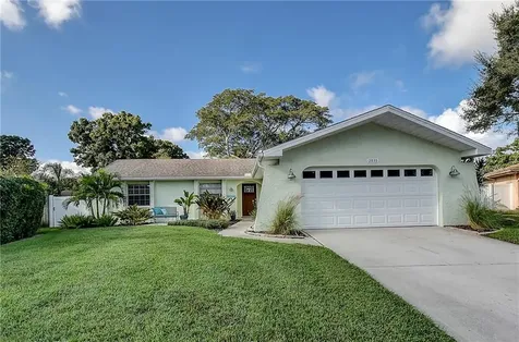 2833 Trailwood Court Clearwater FL 33761
