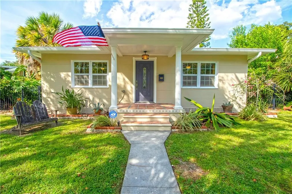 5041 20th Avenue N St Petersburg FL 33710