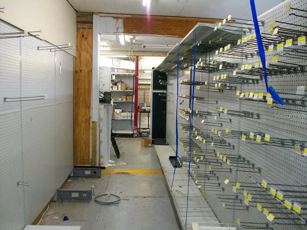 124 Bushnell Plaza Bushnell FL 33513