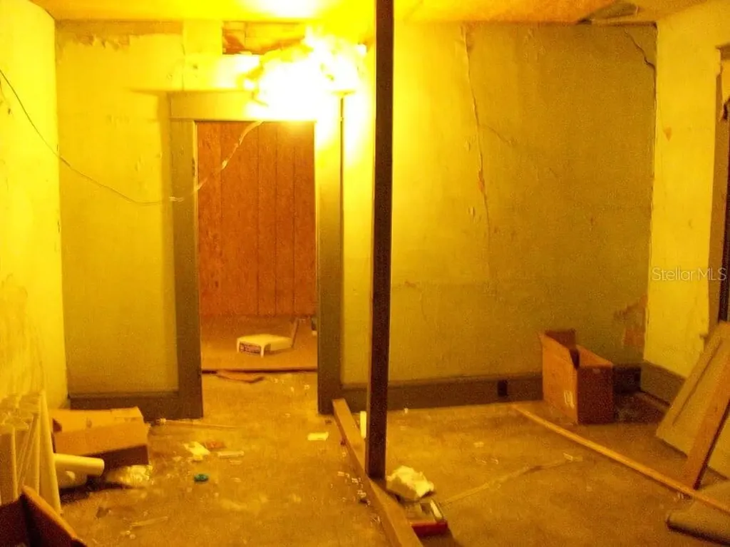 124 Bushnell Plaza Bushnell FL 33513